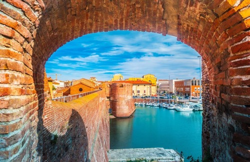 Livorno Apartment | The Coral