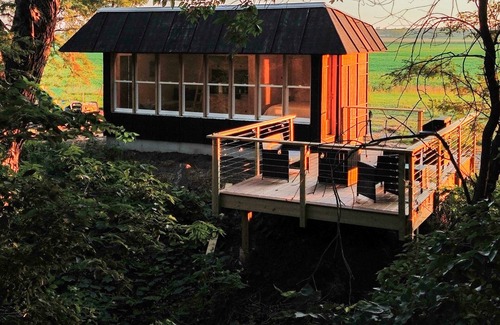 Holmesville Cabin | The Corny Cabin