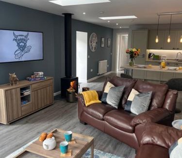 Forfar Apartment | The Cosy Coo Shed