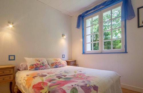 Locoal-Mendon House | The Cosy - LOCOAL-MENDON