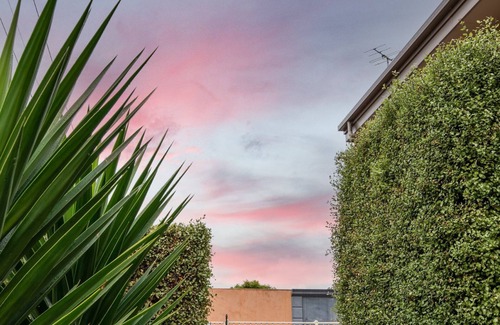 Portarlington House | The Cosy Room - Perfect for couples seeking a relaxing getaway on the Bellarine Peninsula.