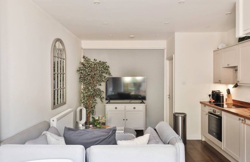 Cheltenham House | The Cotswold Coachhouse , Cotswolds