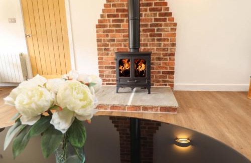 Horncastle House | The Cottage at Grange Farm Barns
