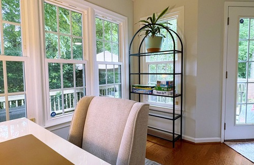 Greensboro House | The Cottage Hill is a charming 3-bed house in a primary location in Greensboro
