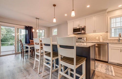 Bonnet Shores House | The Cottage in Bonnet Shores Private Beach Community