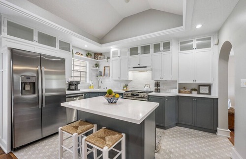 College Station House | The Cottage on Meadow 3 BR/2 BA, Central BCS, A&M, Legends Events Center
