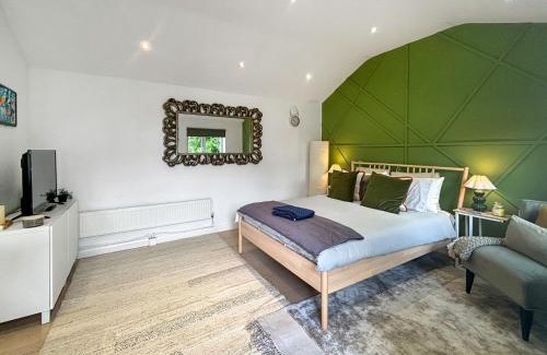 Chipstead House | The Cottage - Uk47807
