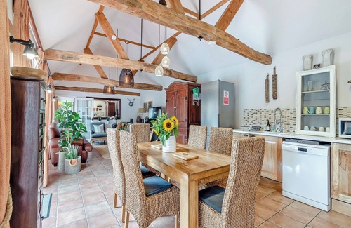 Guildford Cottage | The Cottage - UK49370
