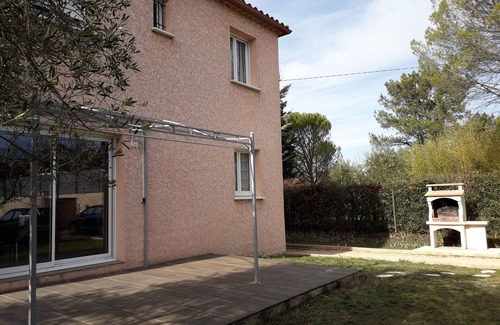 Ales House | the country house in the shade of olive trees