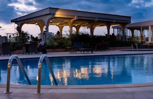 Freetown Hotel | The Country Lodge Hotel