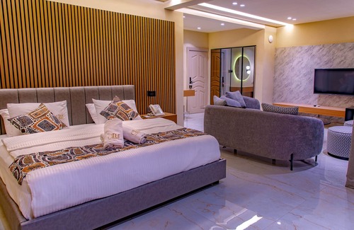 Freetown Resort | The Country Lodge Hotel