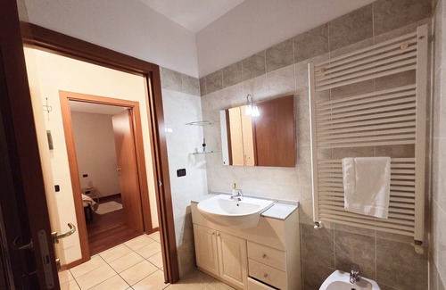 Cornate d'Adda House | The Court Guesthouse