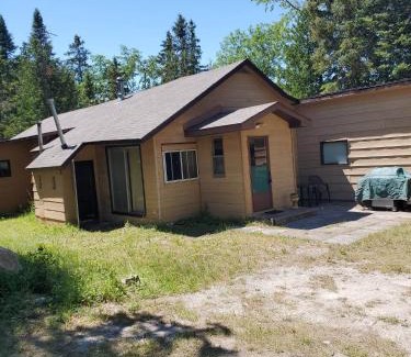 Manitoulin District House | The Cove