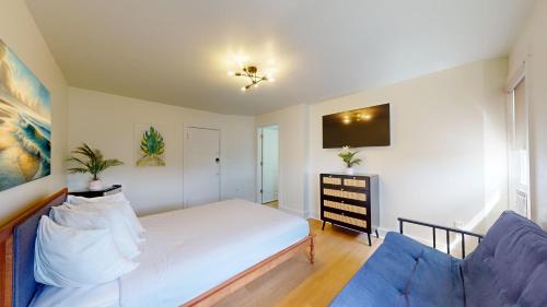 North End Hotel | The Cove