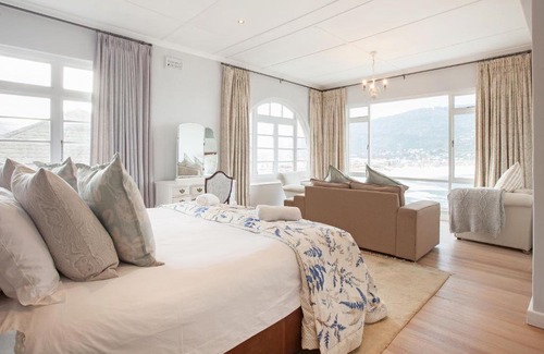 Fish Hoek Apartment | The Cove