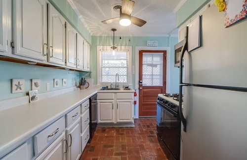 Long Beach House | The Cozy Blue Cottage