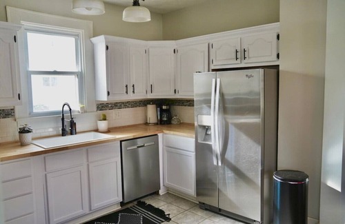 Irvington House | The Cozy Cottage in Historic Irvington