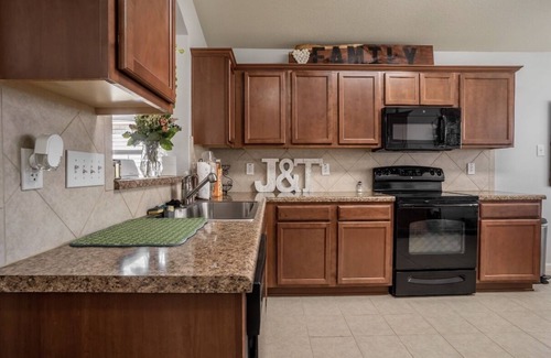 Waco House | The Cozy Wacoan, Welcome and Enjoy