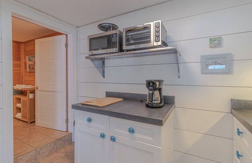 Weems Cottage | The Crab Shack on Carter's Creek