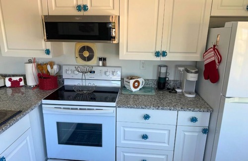 Flamingo Bay House | The Crab Shack - Cozy Comfort in Flamingo Bay - 2Bed/1Bath