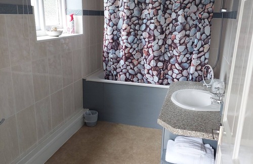 Tea Green Bed & Breakfast | The Cross Keys