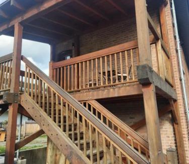 Kaslo House | The Crow's Nest at the 1896 Building