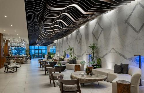 Rocky Point Hotel | The CURRENT Hotel, Autograph Collection