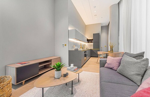Peninsula Apartment | The Cut- Stylish Family Home by Riverside