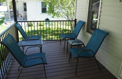 Frankfort Apartment | The Cute & Cozy - Lower Apt - Great Location!