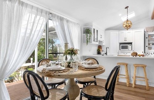 Jaspers Brush Cottage | The Dawning – an Elegant Victorian Cottage located in Jaspers Brush near Berry