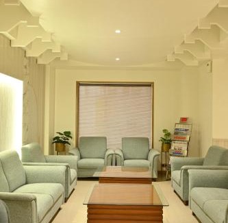 Shivajinagar Hotel | The Deccan Royaale, Shivaji Nagar