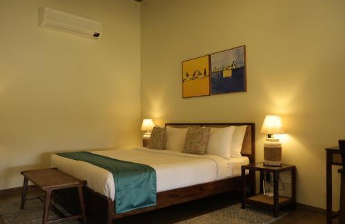 Junagadh Villa | The Deck