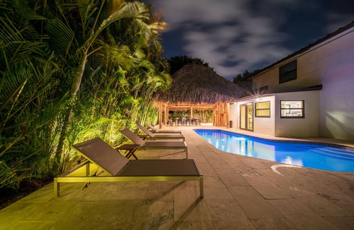 Tropic Palms House | The Delray Palms🌴 Tiki Haven of Bliss Saltwater Splash & Play 4BD Live Vibes