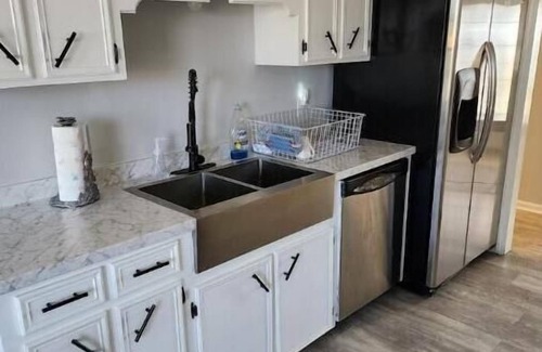 Cleveland House | The Delta Cottage