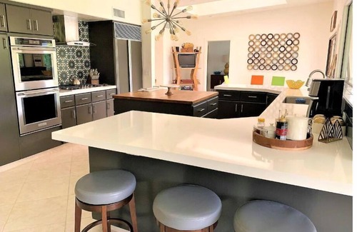 Indian Wells House | The Desert Martini-A Mid-Century Modern-Luxury