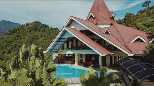 Kuala Teriang Villa | The Diamond Villa, Pool & Jacuzzi with Panoramic Views