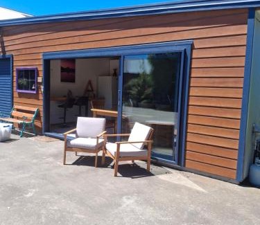 Normanby House | The Distillery- Lavender Farm Studio apartment
