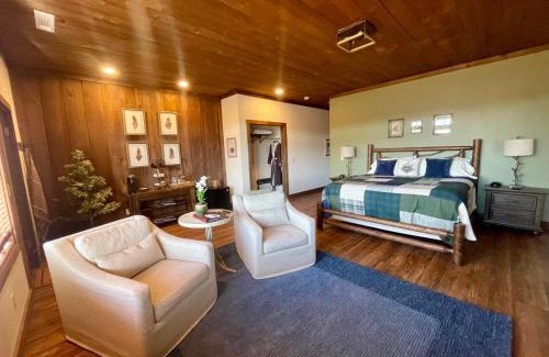 Blue Ridge Bed & Breakfast | The Dogwood Inn