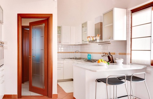 Capitana Villa | The Door on the Sea of Capitana