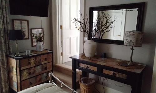 Dorchester House | The Dorchester Nook