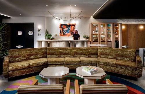 Beaconsfield Village Hotel | The Drake Hotel