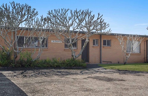 Tugun Apartment | The Dreamery 1 - Absolute Beachfront Tugun