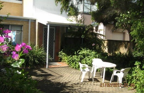Broulee House | The Dunes, Broulee Beach, Luxury 3 bedroom, 2 bathrooms, linen provided.