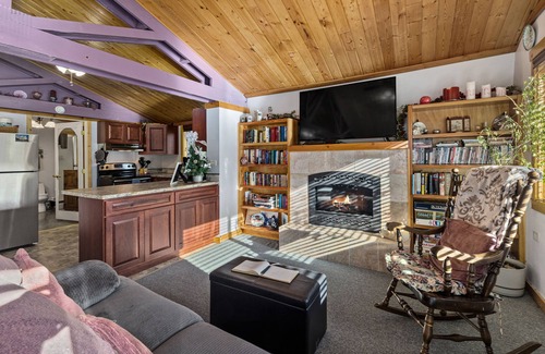 Gold Bar Apartment | The Eagles Perch- views and adventure all around