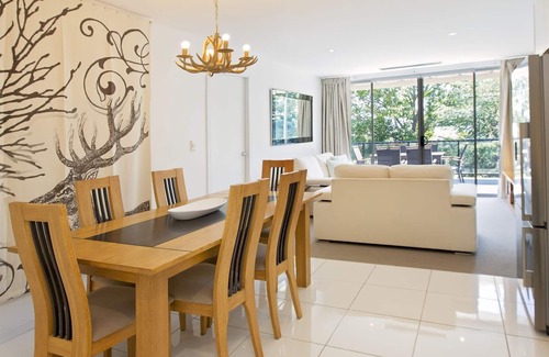 Jindabyne Apartment | The Edge 5 - Modern 2BR Apartment l WiFi l BBQ l Lrg Balcony