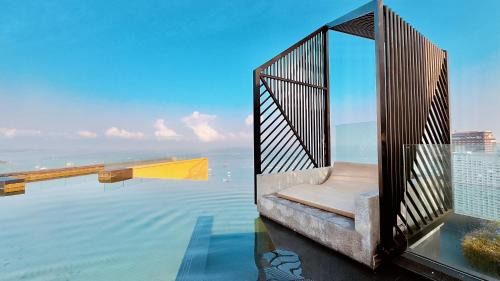 Pattaya Bay Apartment | The EDGE Central Holiday Inn Pattaya Residence