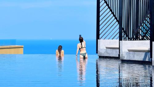 Pattaya Bay Apartment | The EDGE Central Holiday Inn Pattaya Residence