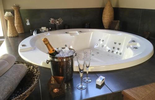Mount View Villa | The Edge Villa