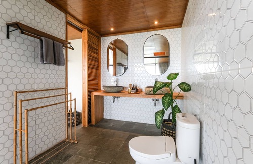Pecatu Bed & Breakfast | The Elementum