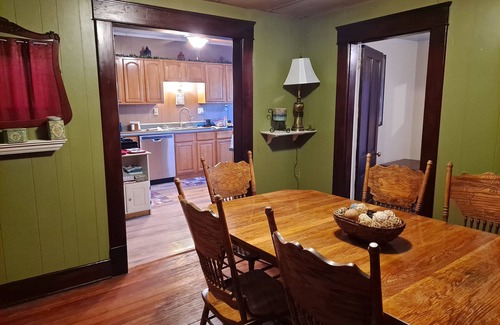 Troy House | The Elm House
